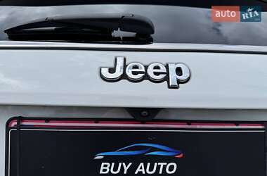 Внедорожник / Кроссовер Jeep Compass 2022 в 