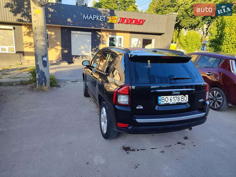 Внедорожник / Кроссовер Jeep Compass 2014 в Тернополе