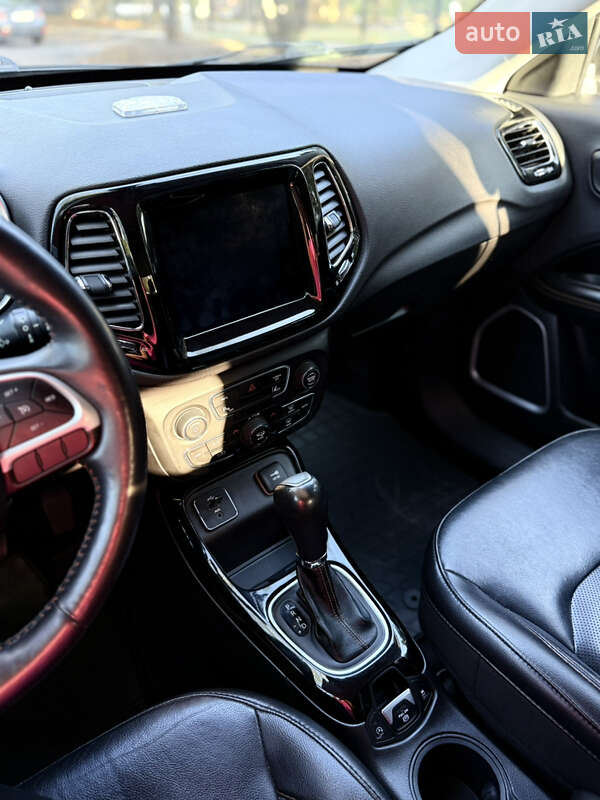 Внедорожник / Кроссовер Jeep Compass 2018 в Никополе