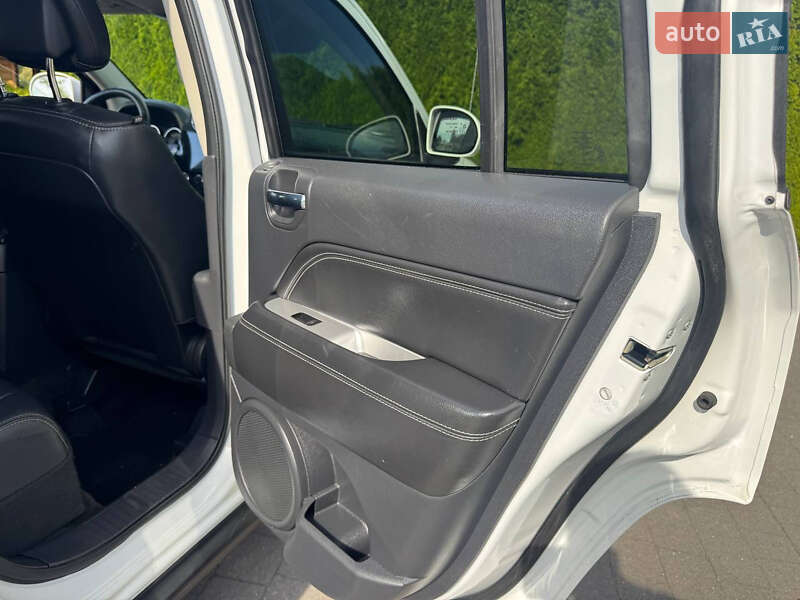 Внедорожник / Кроссовер Jeep Compass 2015 в Стрые