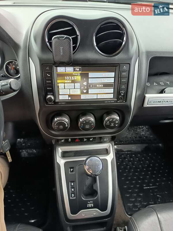 Внедорожник / Кроссовер Jeep Compass 2013 в Киеве фото 24 Внедорожник / Кроссовер Jeep Compass 2013 в Киеве