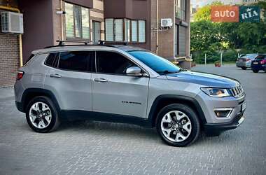 Внедорожник / Кроссовер Jeep Compass 2019 в 