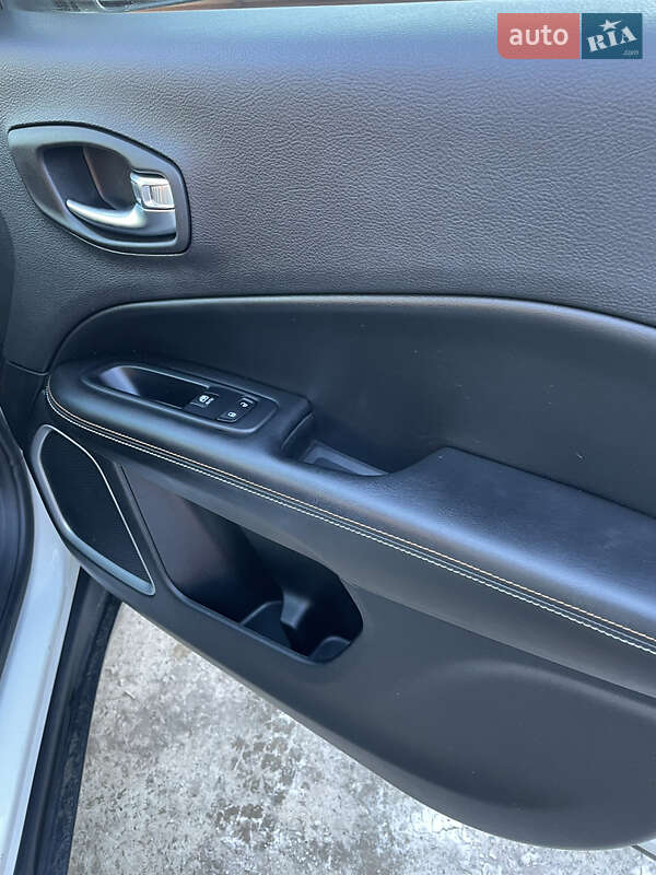 Позашляховик / Кросовер Jeep Compass 2019 в Києві