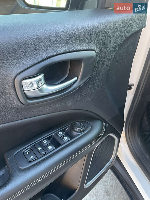 Позашляховик / Кросовер Jeep Compass 2019 в Києві