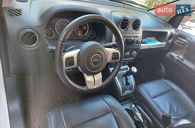 Внедорожник / Кроссовер Jeep Compass 2016 в 