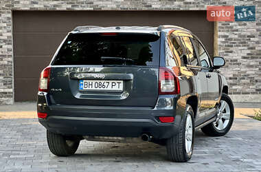 Внедорожник / Кроссовер Jeep Compass 2015 в 