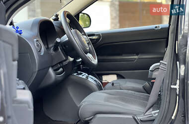 Внедорожник / Кроссовер Jeep Compass 2015 в 