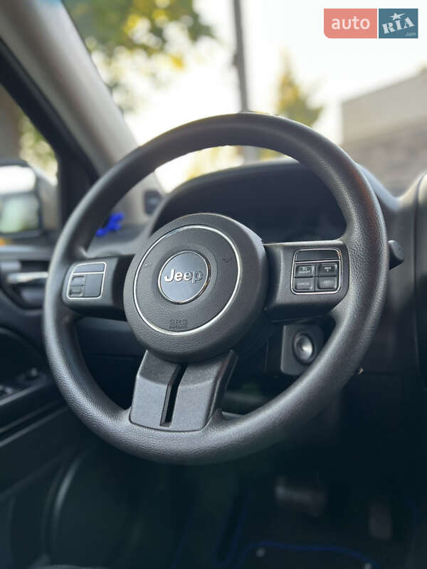 Внедорожник / Кроссовер Jeep Compass 2015 в Одессе