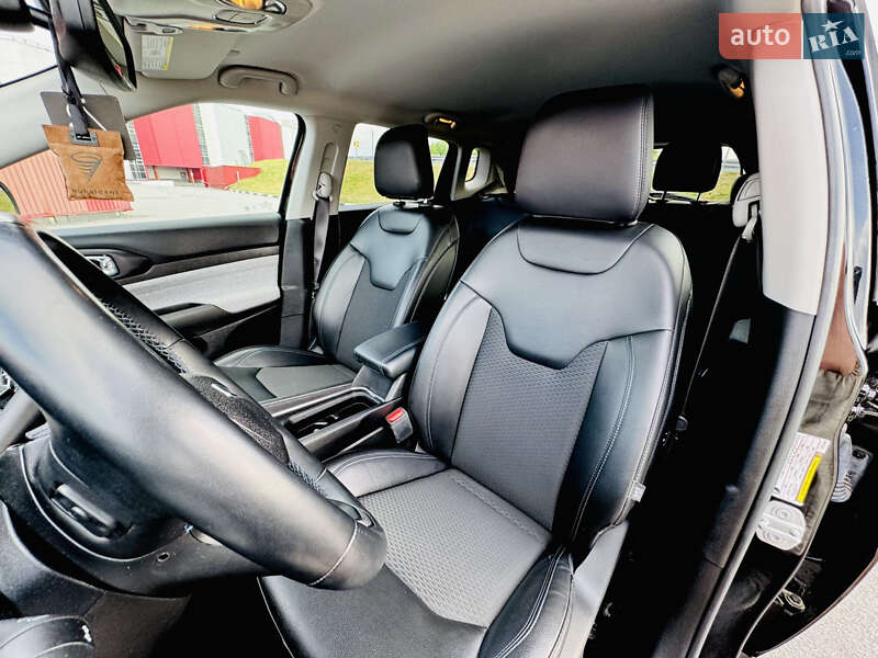Внедорожник / Кроссовер Jeep Compass 2022 в Киеве