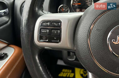 Позашляховик / Кросовер Jeep Compass 2013 в 