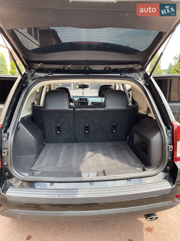 Внедорожник / Кроссовер Jeep Compass 2014 в Стрые