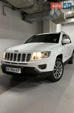 Внедорожник / Кроссовер Jeep Compass 2013 в Киеве