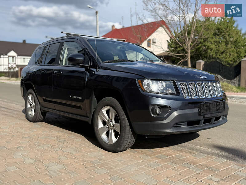 Внедорожник / Кроссовер Jeep Compass 2014 в Киеве