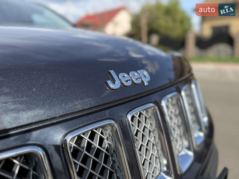 Внедорожник / Кроссовер Jeep Compass 2014 в Киеве