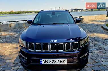 Внедорожник / Кроссовер Jeep Compass 2018 в 