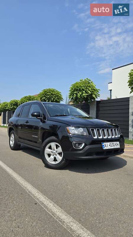 Внедорожник / Кроссовер Jeep Compass 2015 в Киеве