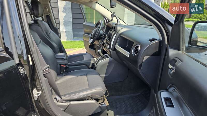 Внедорожник / Кроссовер Jeep Compass 2015 в Киеве