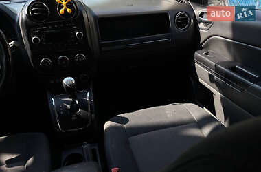 Внедорожник / Кроссовер Jeep Compass 2011 в 