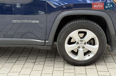 Внедорожник / Кроссовер Jeep Compass 2017 в 