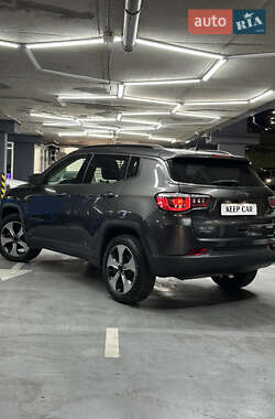 Внедорожник / Кроссовер Jeep Compass 2017 в 