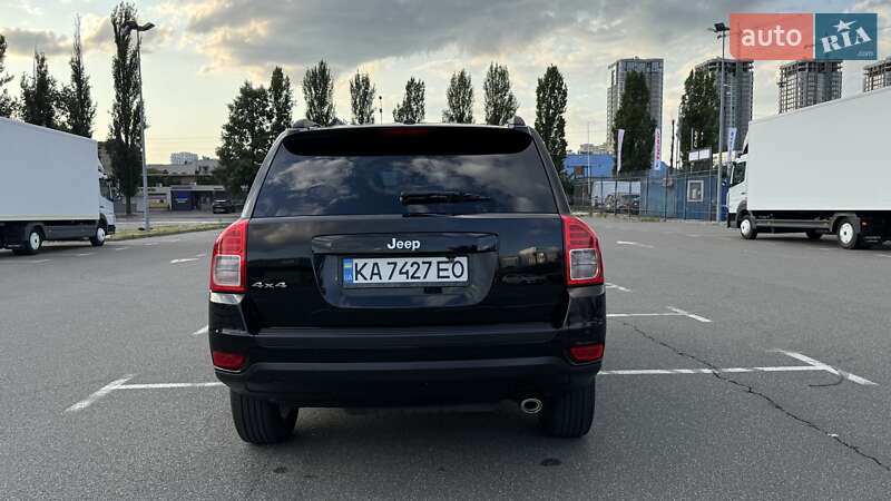 Позашляховик / Кросовер Jeep Compass 2013 в Києві