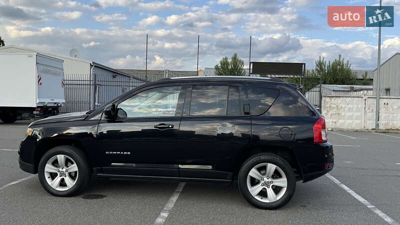 Позашляховик / Кросовер Jeep Compass 2013 в Києві