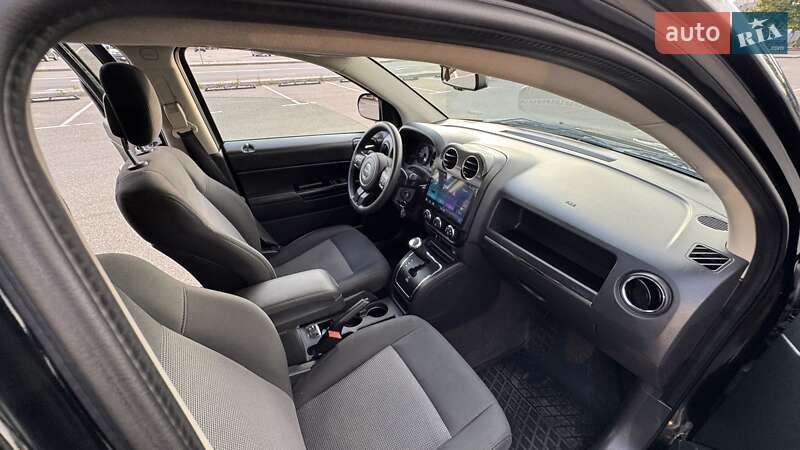 Позашляховик / Кросовер Jeep Compass 2013 в Києві