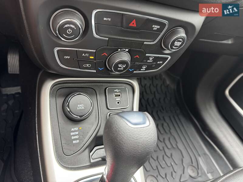 Внедорожник / Кроссовер Jeep Compass 2020 в Ровно