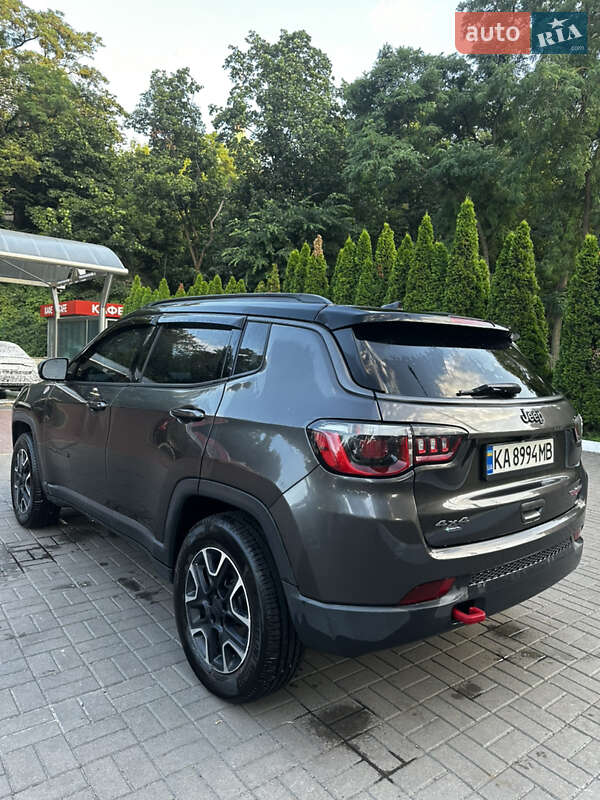 Внедорожник / Кроссовер Jeep Compass 2020 в Киеве