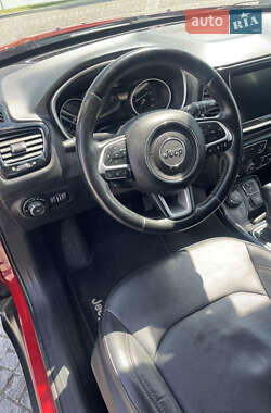 Внедорожник / Кроссовер Jeep Compass 2020 в 