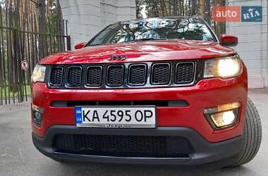 Внедорожник / Кроссовер Jeep Compass 2018 в 
