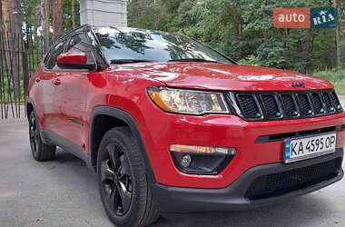 Внедорожник / Кроссовер Jeep Compass 2018 в 