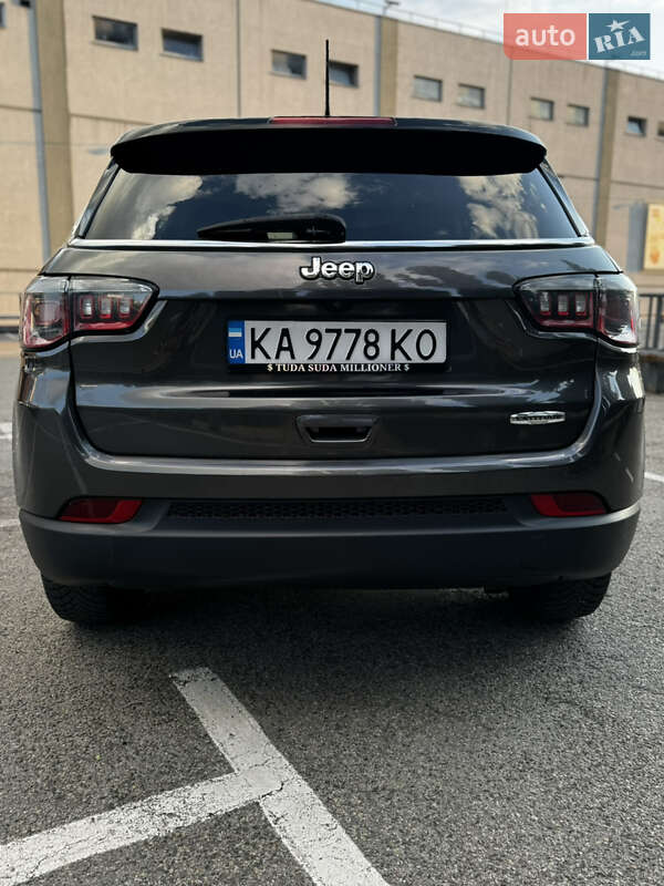 Позашляховик / Кросовер Jeep Compass 2017 в Києві