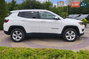 Внедорожник / Кроссовер Jeep Compass 2018 в 