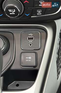 Позашляховик / Кросовер Jeep Compass 2017 в 