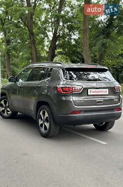 Позашляховик / Кросовер Jeep Compass 2017 в 