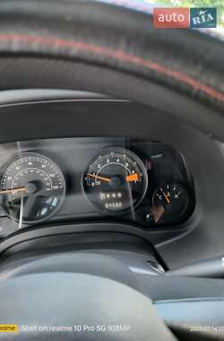 Внедорожник / Кроссовер Jeep Compass 2016 в 
