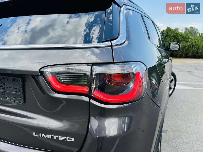 Внедорожник / Кроссовер Jeep Compass 2019 в Киеве