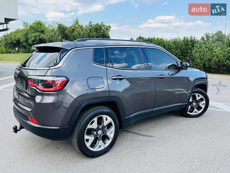 Внедорожник / Кроссовер Jeep Compass 2019 в Киеве