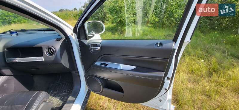 Внедорожник / Кроссовер Jeep Compass 2016 в Черкассах