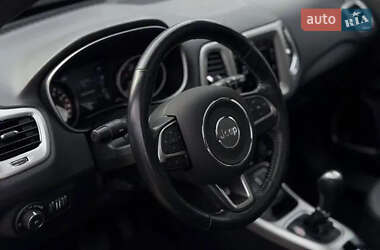 Внедорожник / Кроссовер Jeep Compass 2020 в 
