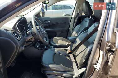 Внедорожник / Кроссовер Jeep Compass 2021 в 