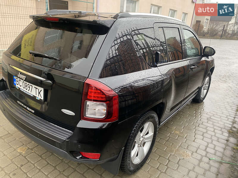 Внедорожник / Кроссовер Jeep Compass 2014 в Самборе