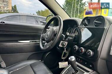 Внедорожник / Кроссовер Jeep Compass 2014 в 