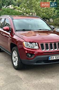 Внедорожник / Кроссовер Jeep Compass 2014 в 