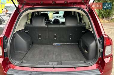 Внедорожник / Кроссовер Jeep Compass 2014 в 