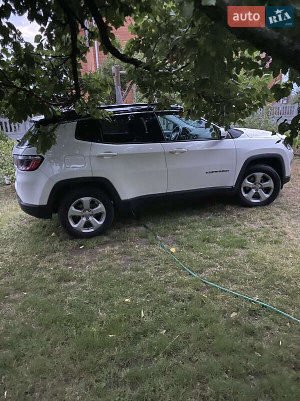 Внедорожник / Кроссовер Jeep Compass 2017 в Черкассах