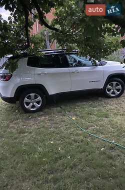 Внедорожник / Кроссовер Jeep Compass 2017 в 