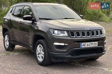 Внедорожник / Кроссовер Jeep Compass 2017 в 