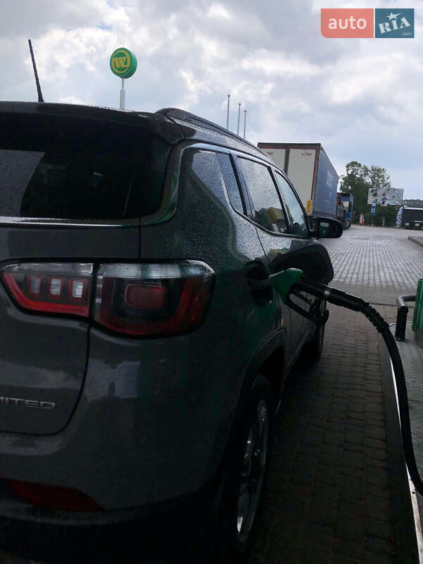 Внедорожник / Кроссовер Jeep Compass 2019 в Львове